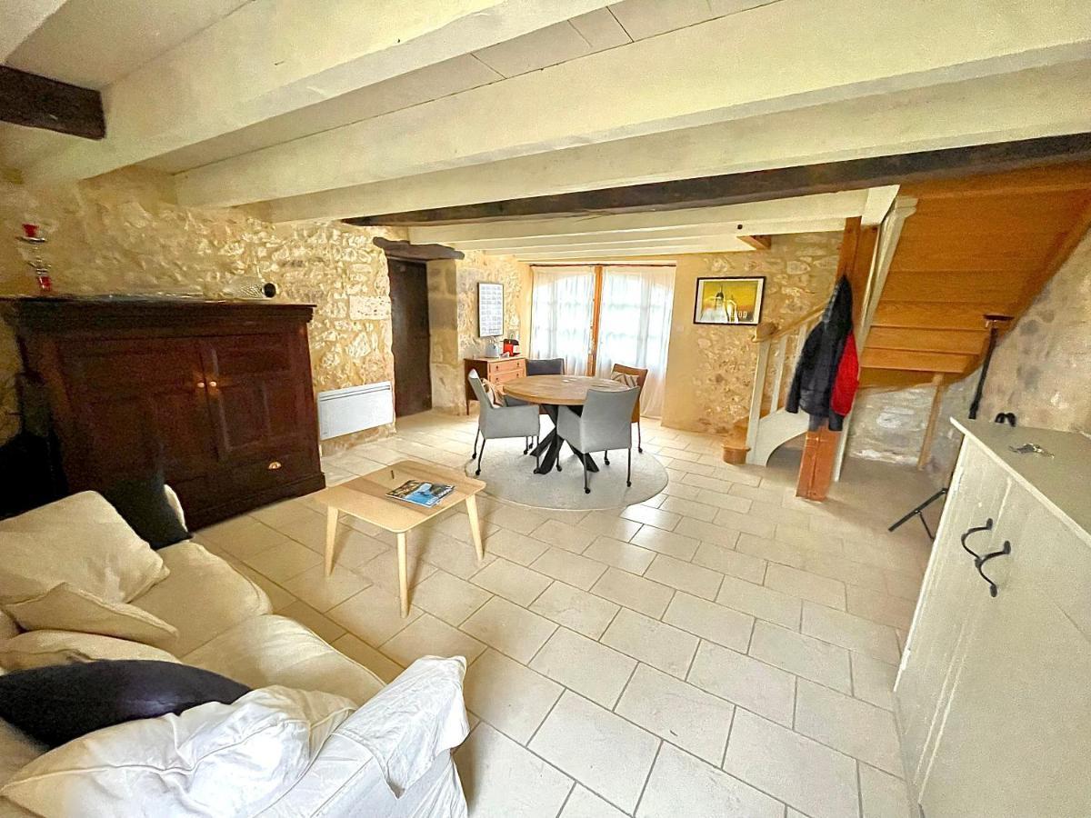 Bed & Breakfast Elisabeth Saint-Matre Bagian luar foto