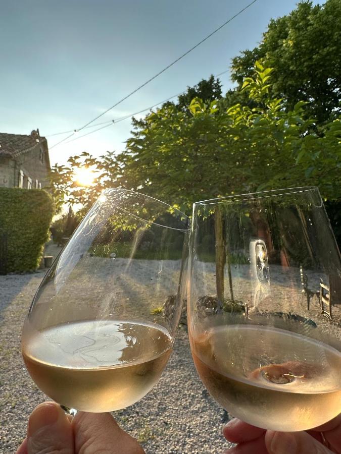 Bed & Breakfast Elisabeth Saint-Matre Bagian luar foto