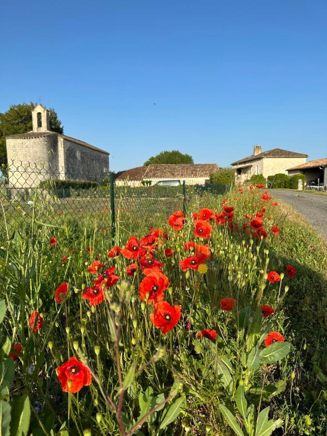 Bed & Breakfast Elisabeth Saint-Matre Bagian luar foto