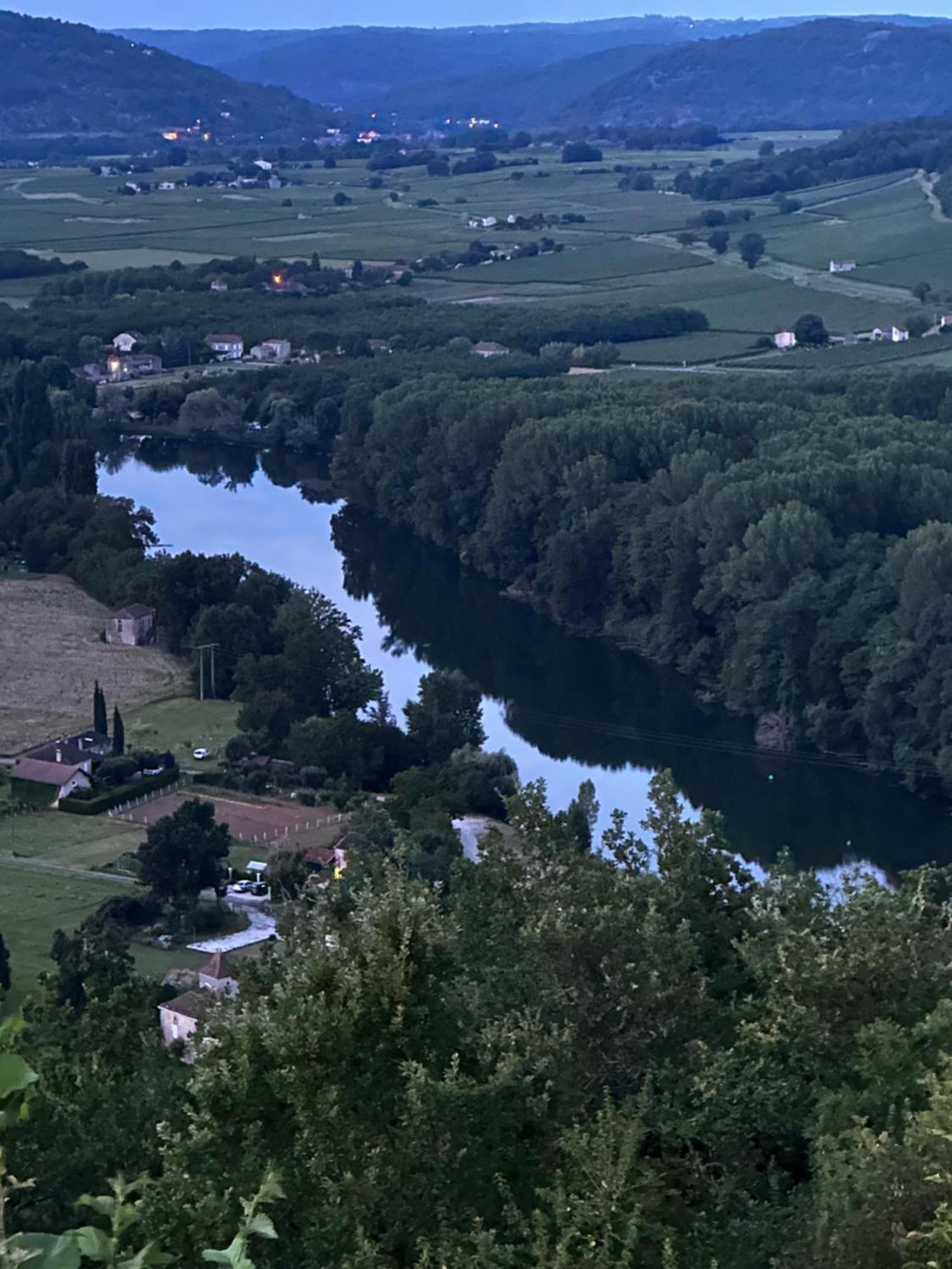 Bed & Breakfast Elisabeth Saint-Matre Bagian luar foto